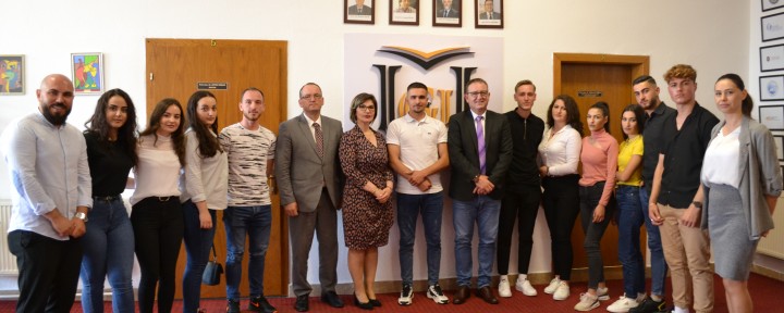 Konstituohet Parlamenti Studentor dhe Këshillet e Studentëve në fakultetet e Universitetit “Fehmi Agani”